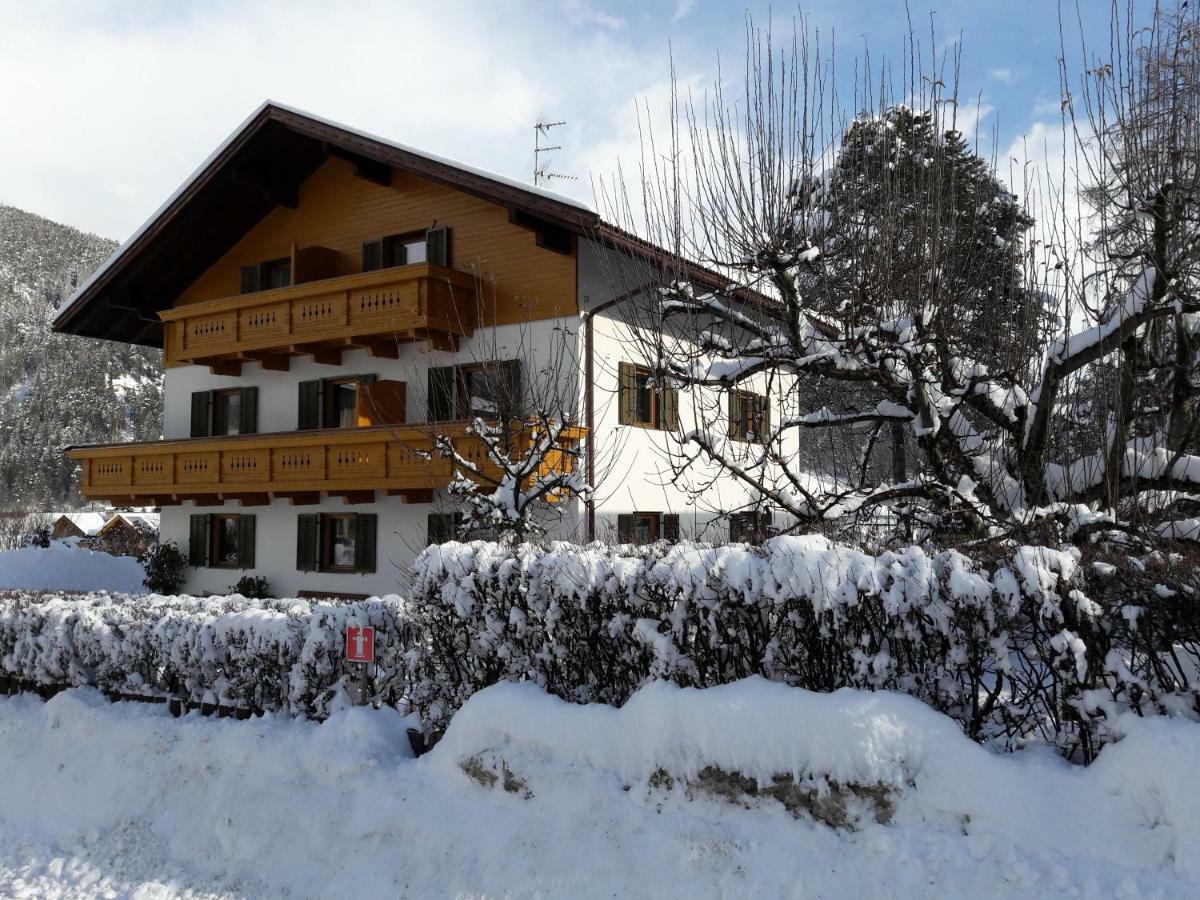 Haus Peskoller Apartment Chienes Exterior photo